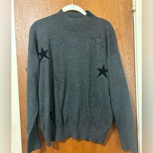 Long sleeve , grey, with black stars , coco bleu , M